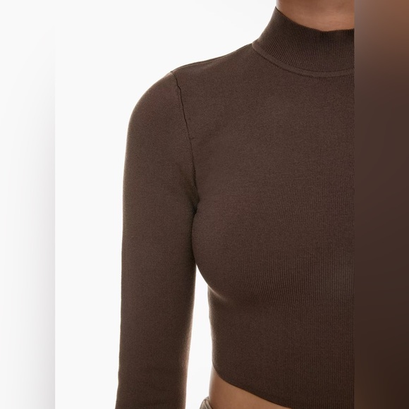 ARITZIA Babaton Sculpt Knit Level Turtleneck - Picture 3 of 11